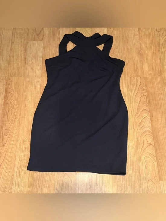 Bebe Women’s Halter top Black Dress With Choker Size Large - Picture 4 of 11